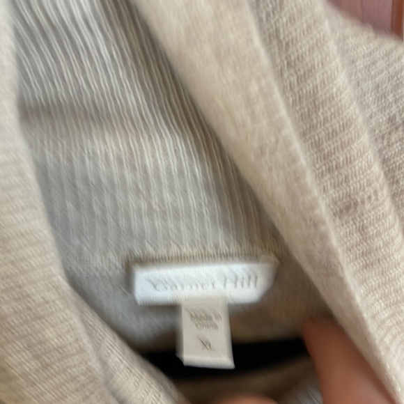 Garnet Hill cashmere sweater - Picture 2 of 3